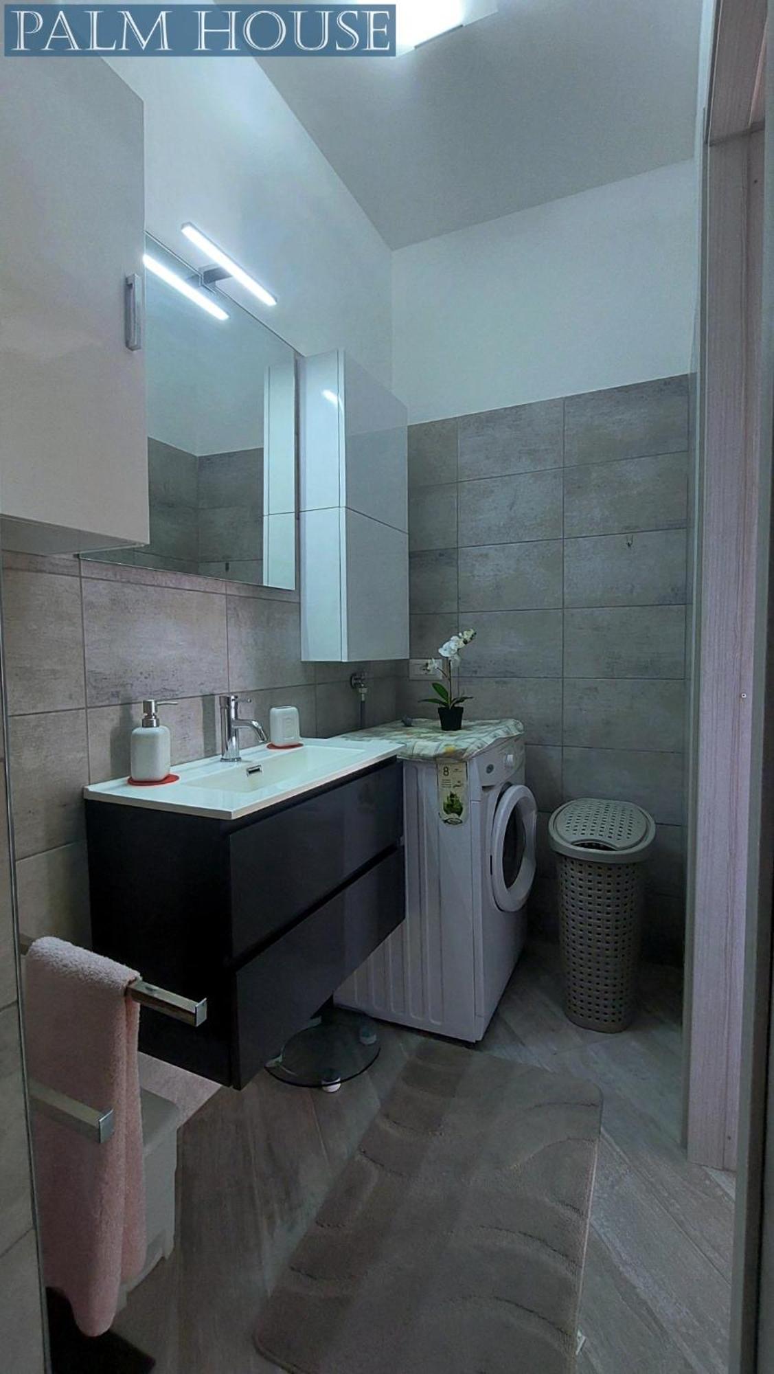 Apartament Palm House Brusimpiano Zewnętrze zdjęcie